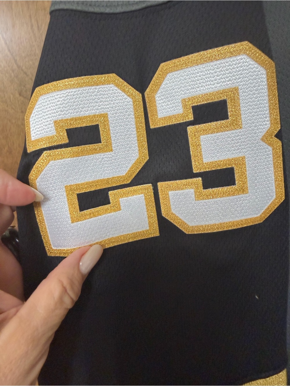 Las Vegas Knights Jersey 23 Martinez Size XL - Picture 3 of 12